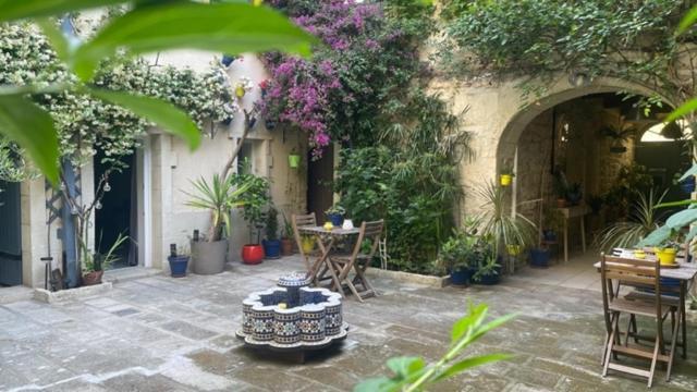 L'Isle Lägenhet Beaucaire  Exteriör bild