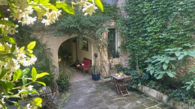 L'Isle Lägenhet Beaucaire  Exteriör bild